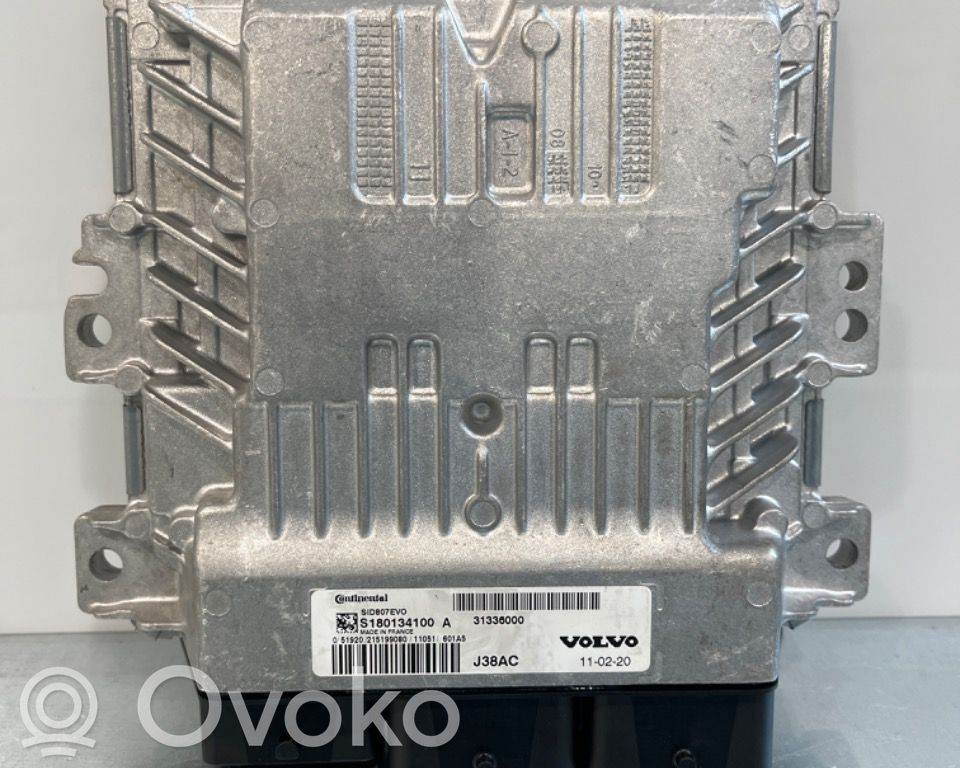 Volvo V50 Engine control unit/module ECU 