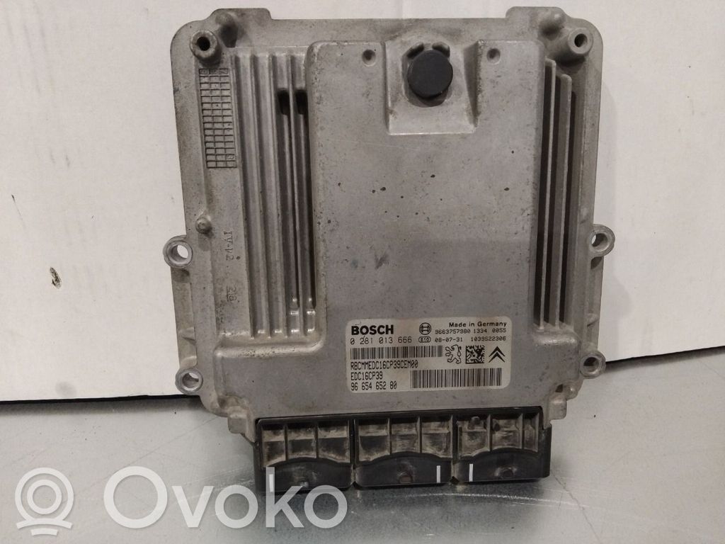 Mitsubishi Outlander Engine control unit/module ECU 