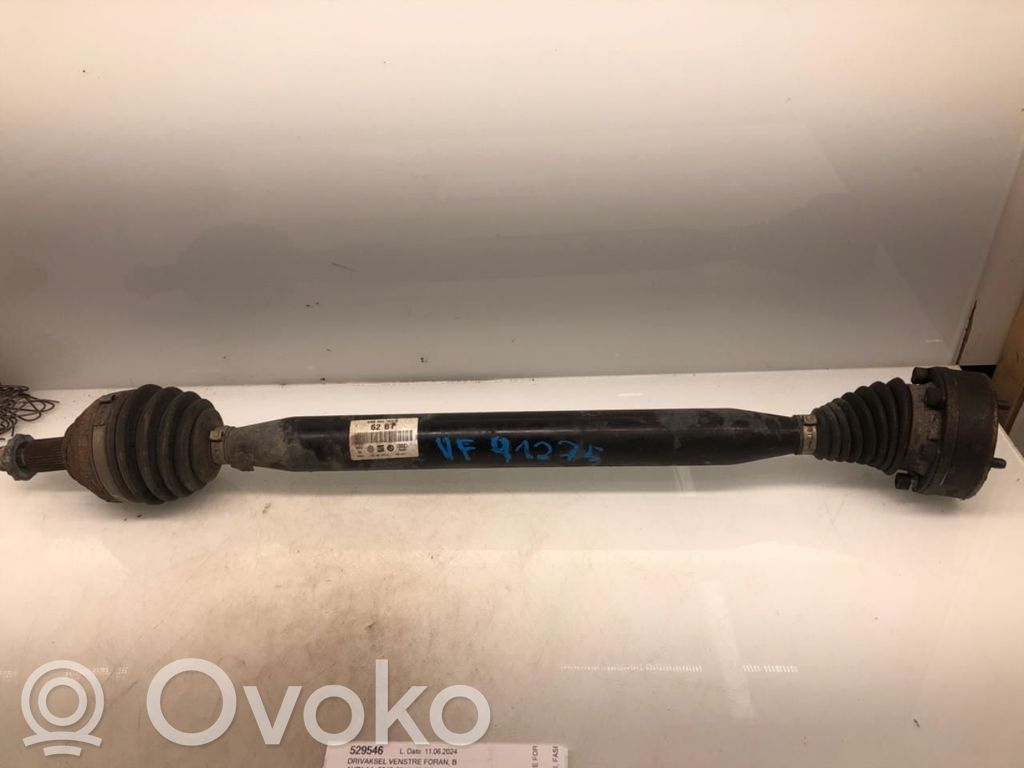Audi A1 Półoś przednia 