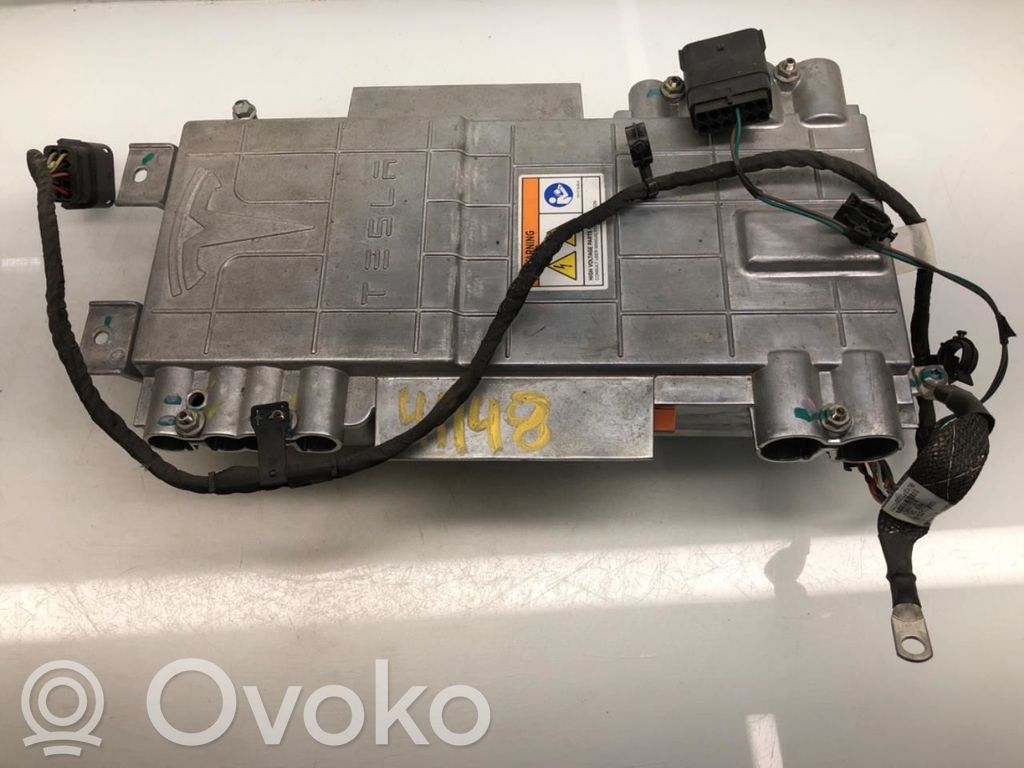 High voltage junction box   102115400E,104643900B,102115400E,102884300C,102884301C,104643900B