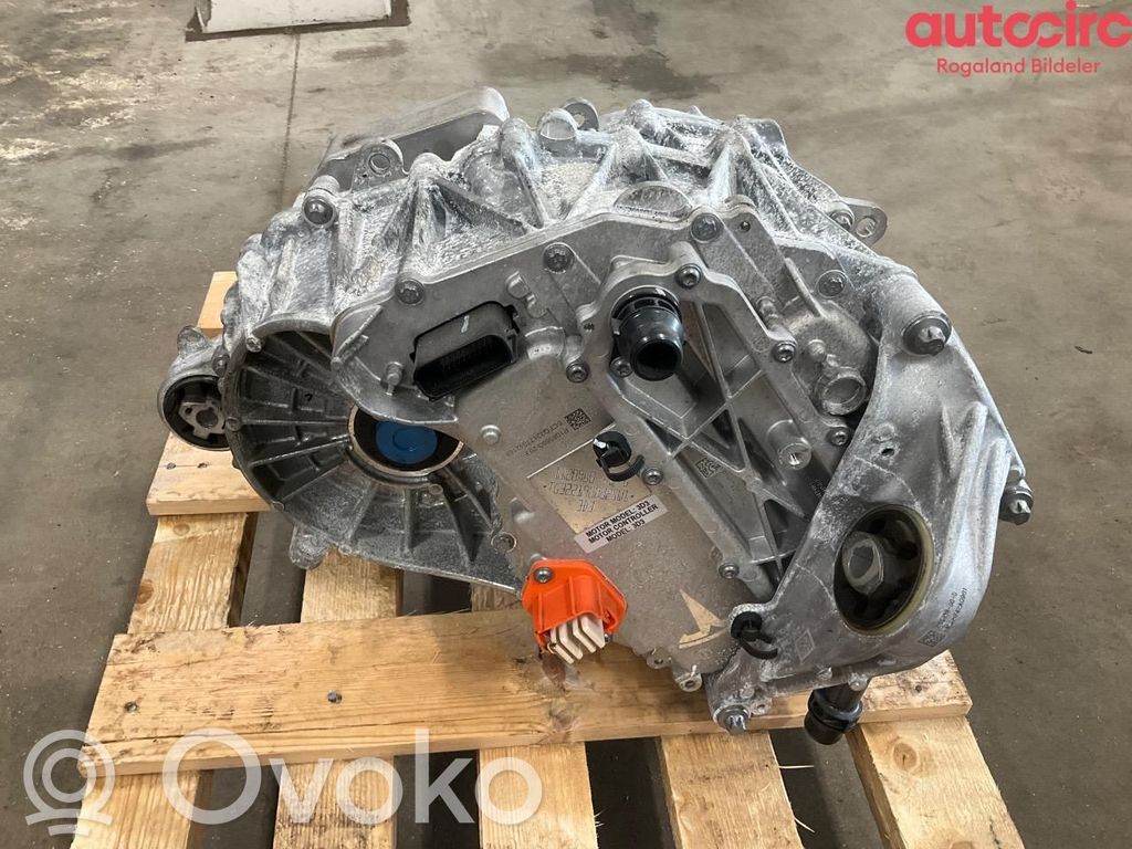 Tesla Model 3 Sähköauton moottori 