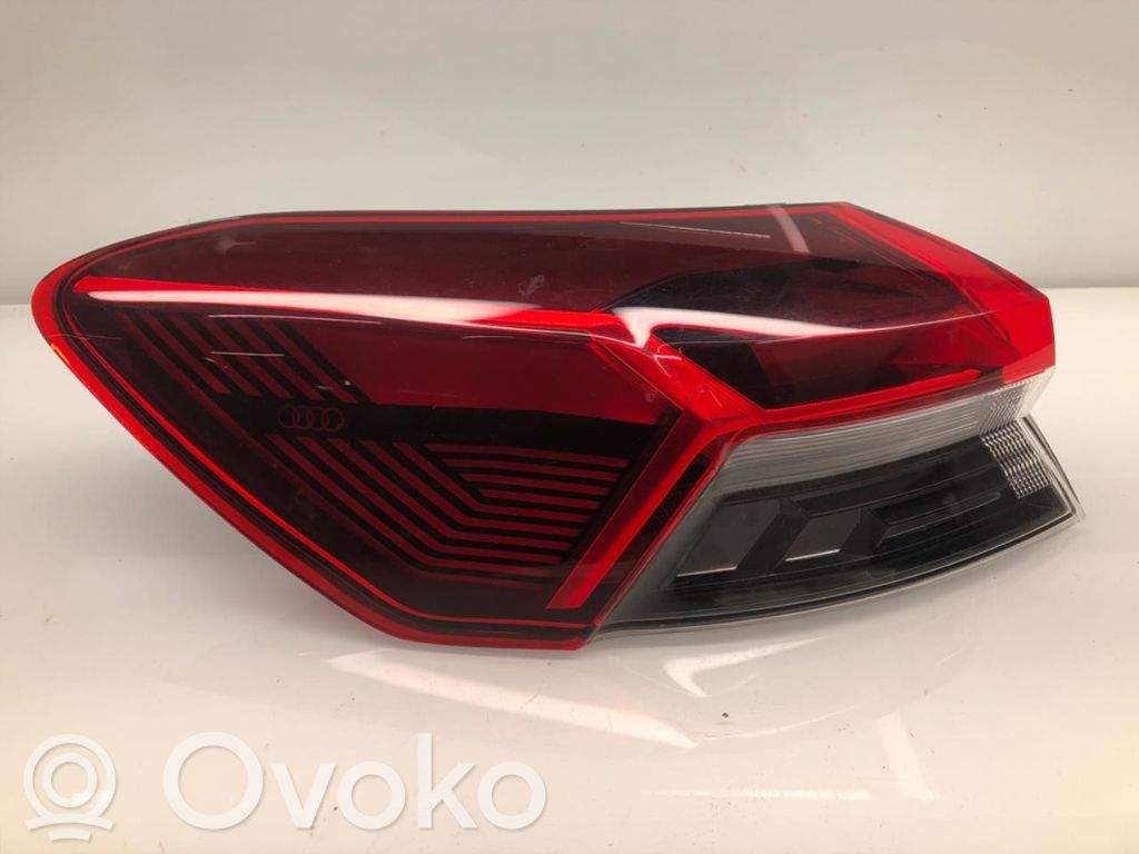 Audi Q4 e-tron Luz trasera/de freno 