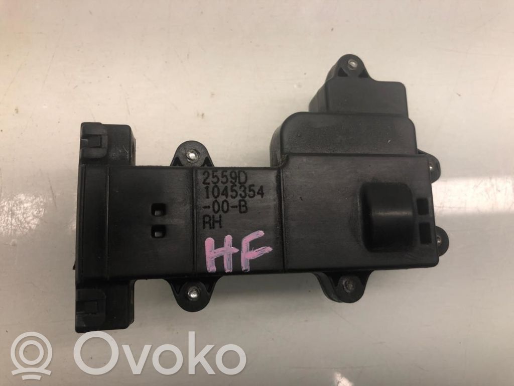 Tesla Model X Door control unit/module 