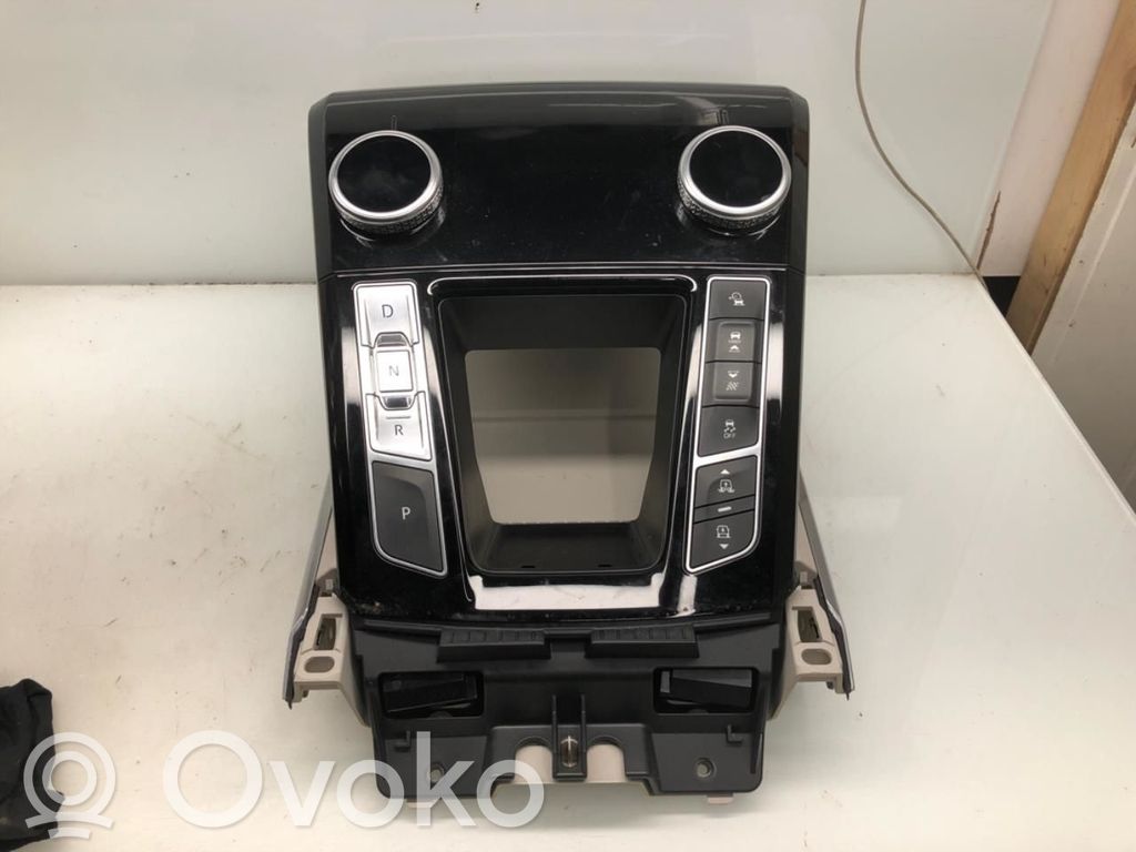 Jaguar I-Pace Gear selector 