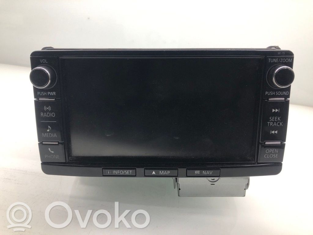 Mitsubishi Outlander Radio/CD/DVD/GPS head unit 