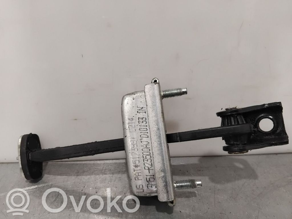 Ford Kuga I Etuoven pidätin 