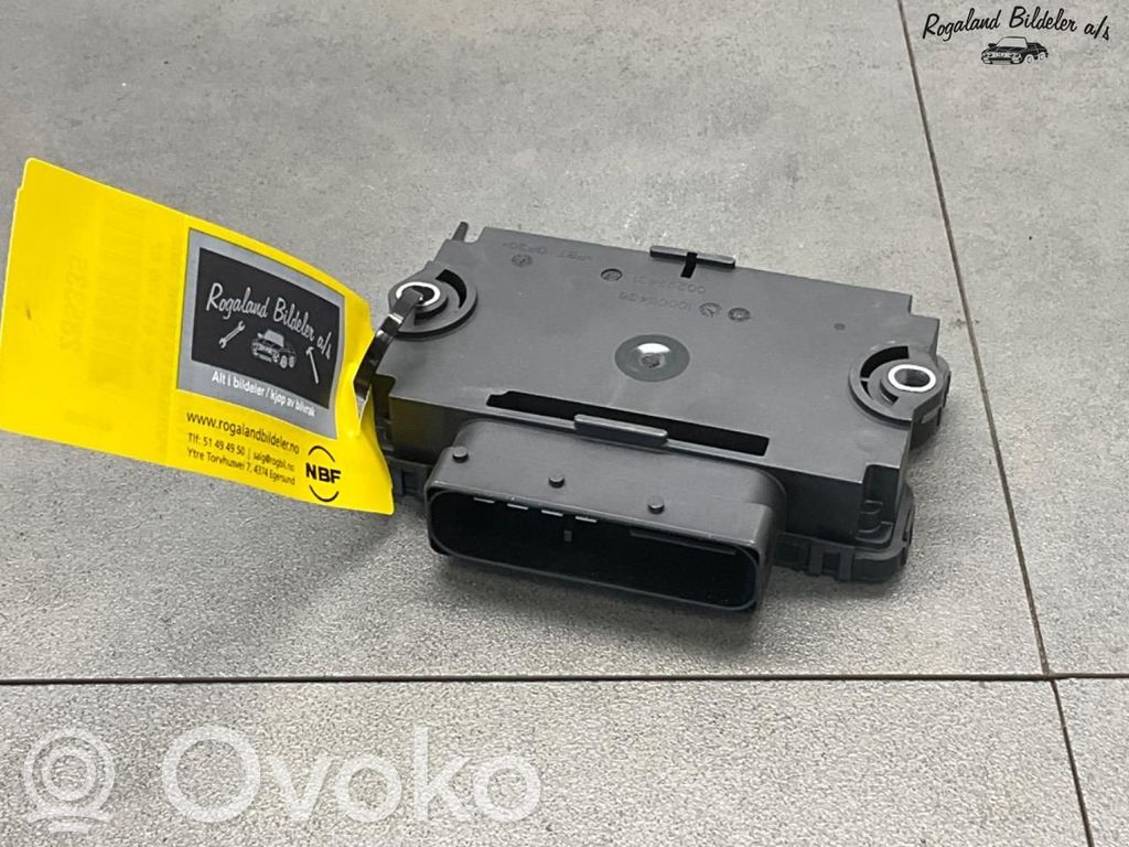 Porsche Cayenne (9PA) Hand brake control module 