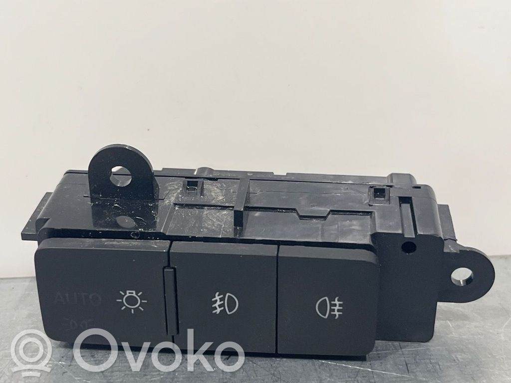 Skoda Octavia Mk4 Interruptor de luz 