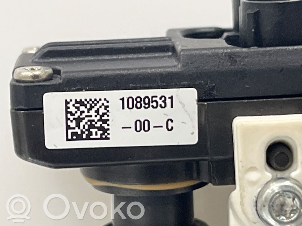 Tesla Model S Windshield/windscreen camera 