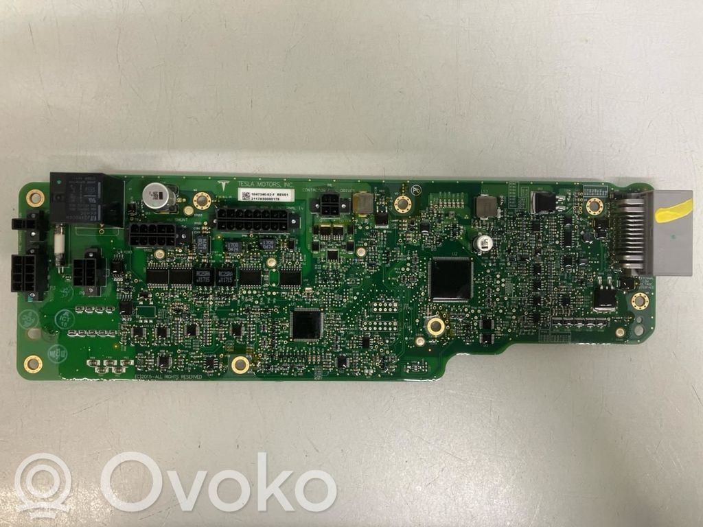 Tesla Model S Battery control module 