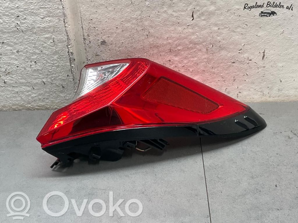 Toyota C-HR I Lampă spate în caroserie 