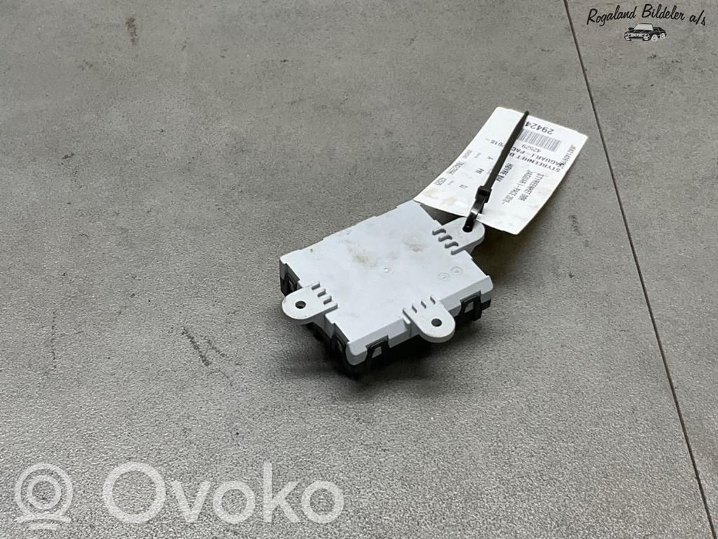 Unidad de control/módulo de la puerta   T2H34290,J8A214D619CC,J8A214D619CC,J8A214D619CC,T2H34290