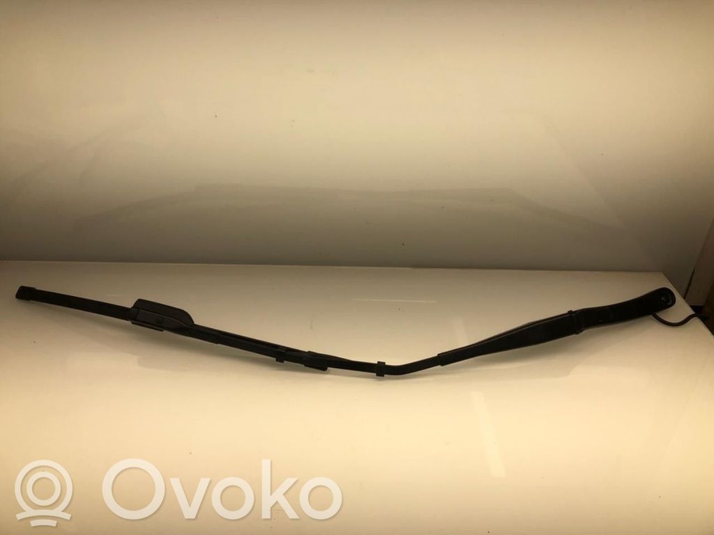 Tesla Model 3 Wischerarm vorne 
