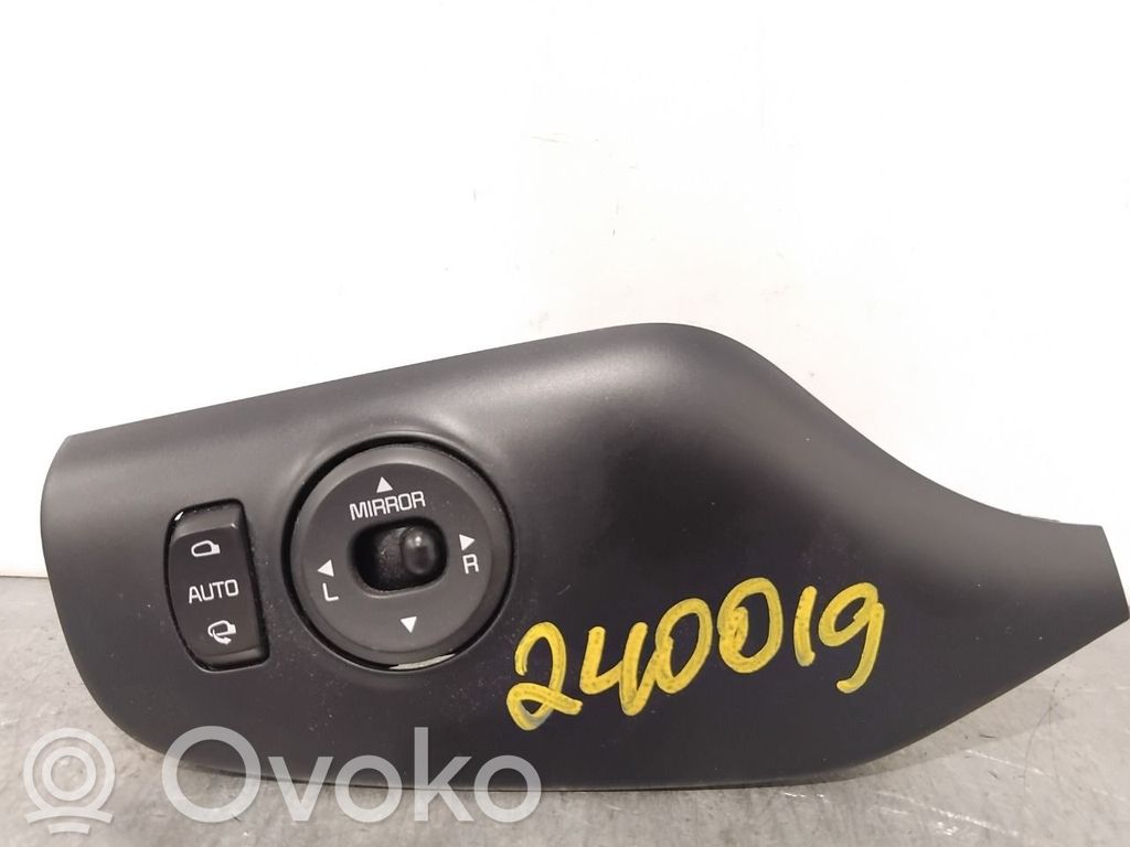 KIA Ceed Interruttore specchietto retrovisore