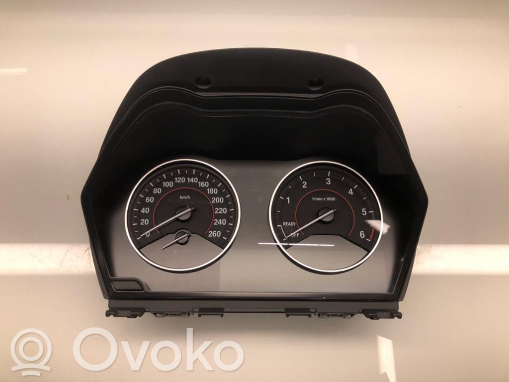 BMW 1 F20 F21 Geschwindigkeitsmesser Cockpit 
