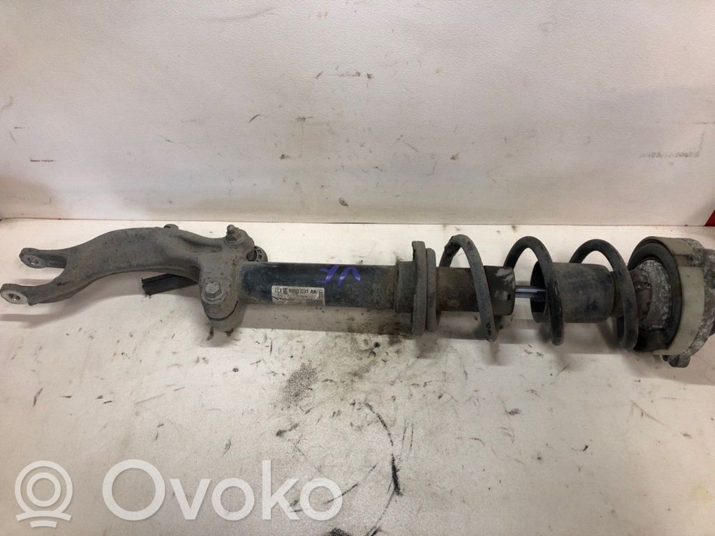 Audi A4 S4 B9 Ammortizzatore anteriore con molla elicoidale
