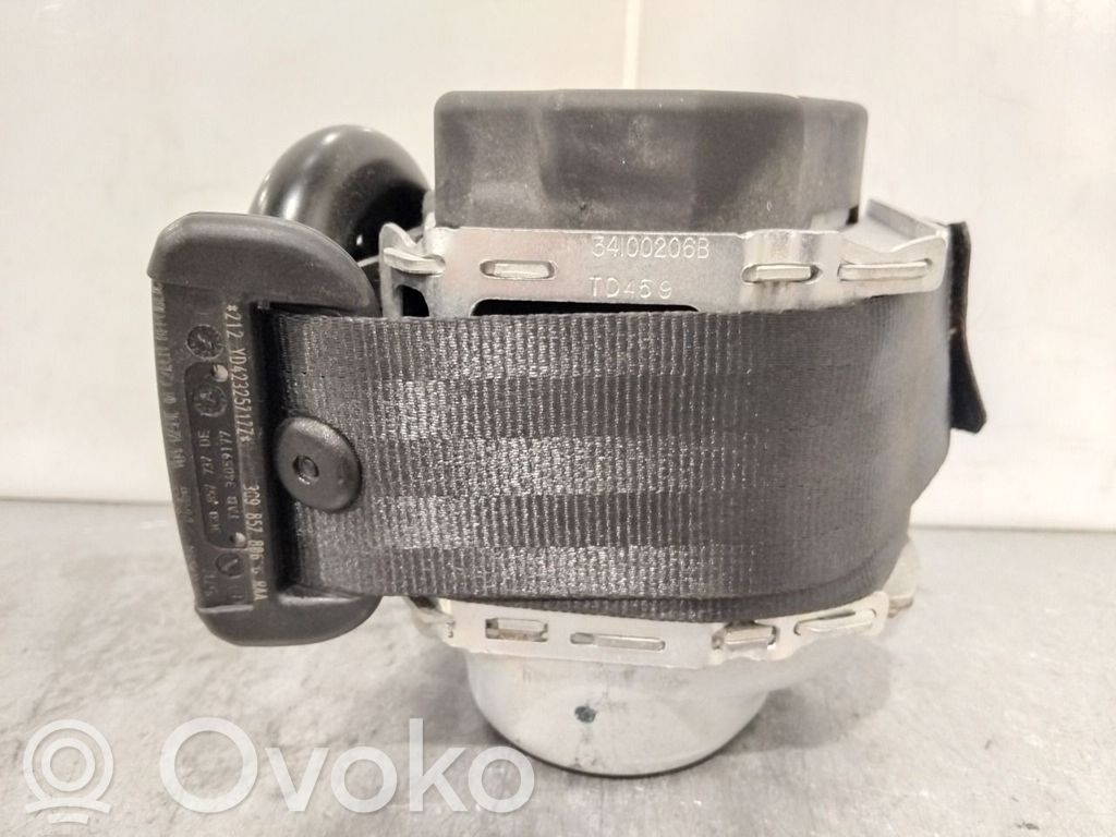 Volkswagen PASSAT B8 Cinturón trasero
