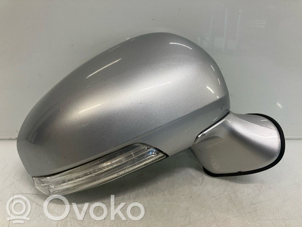 Toyota Avensis T270 Elektryczne lusterko boczne drzwi 