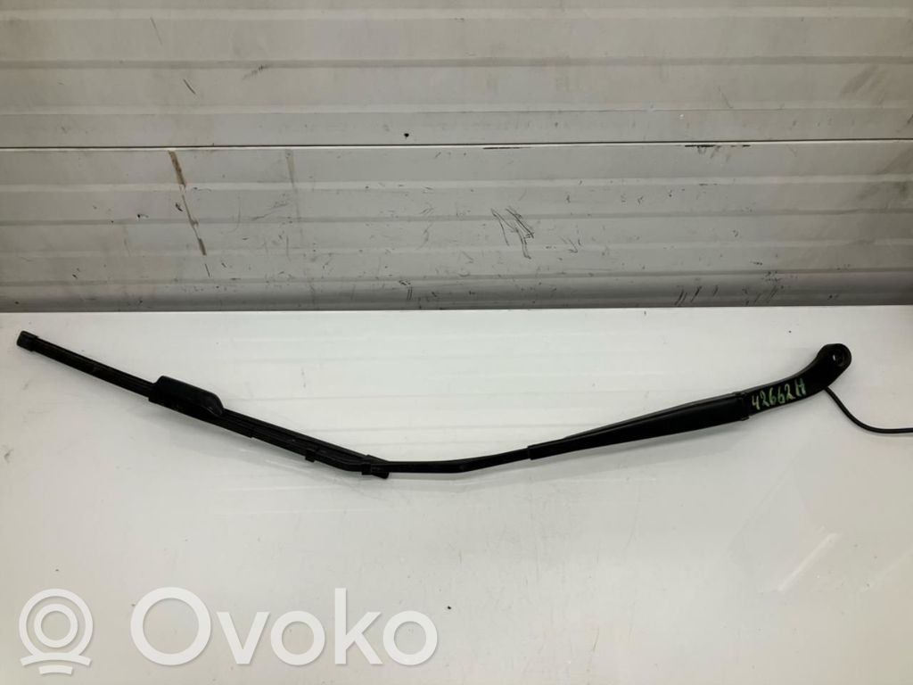 Tesla Model Y Wischerarm vorne 