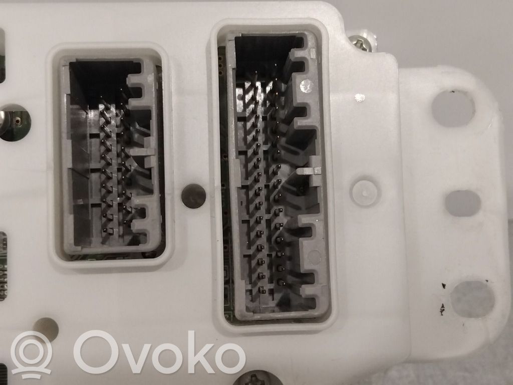Mitsubishi Outlander Panel klimatyzacji / Ogrzewania 