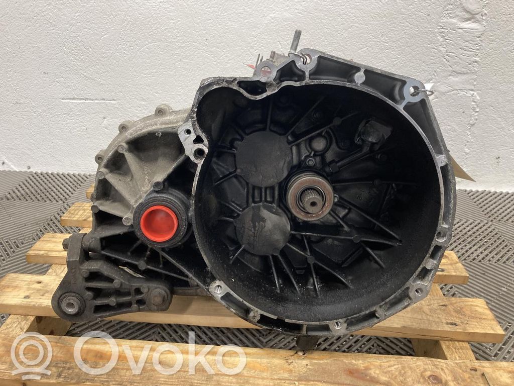 Ford Mondeo MK IV Manuaalinen 6-portainen vaihdelaatikko 