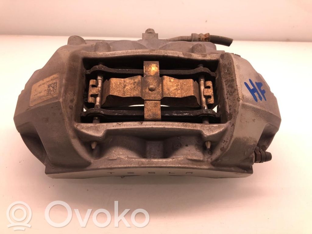Tesla Model 3 Передний суппорт 