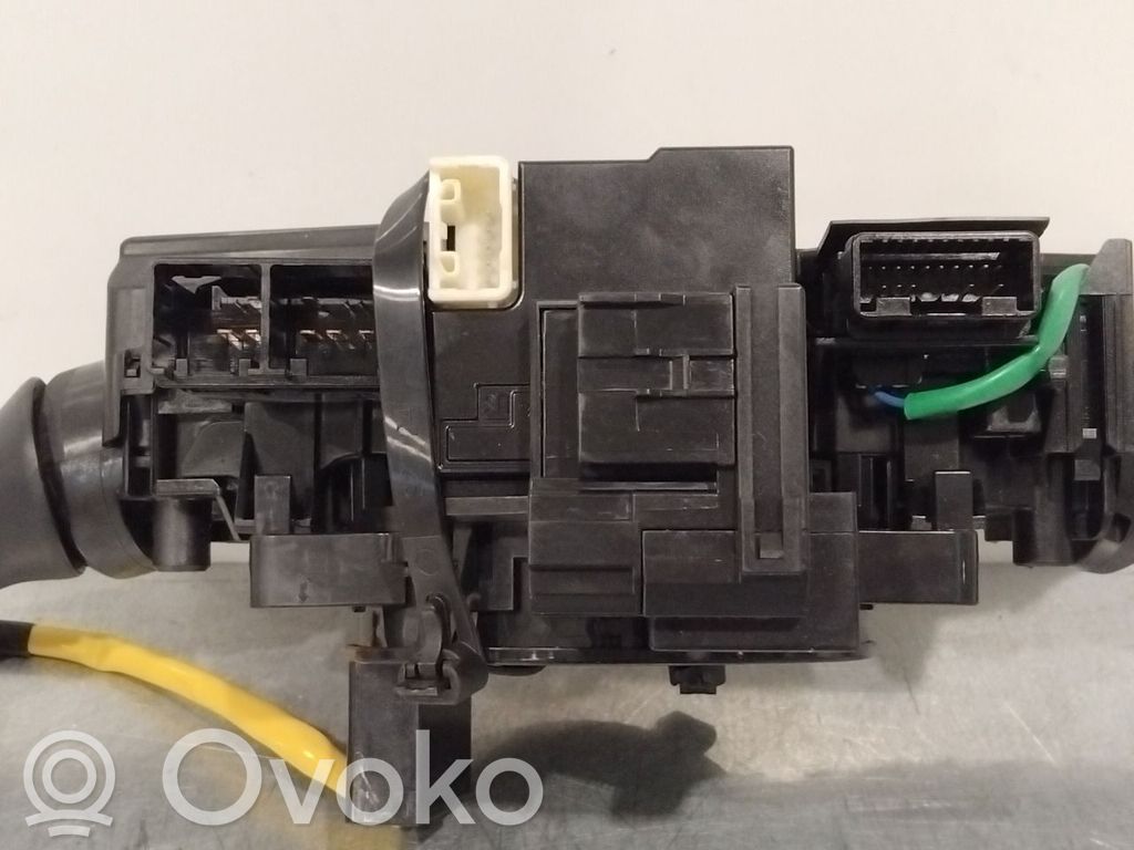 Toyota Yaris Interrupteur / bouton multifonctionnel