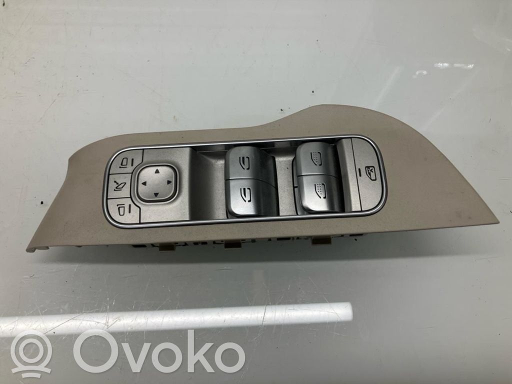 Mercedes-Benz GLE W167 Przyciski szyb