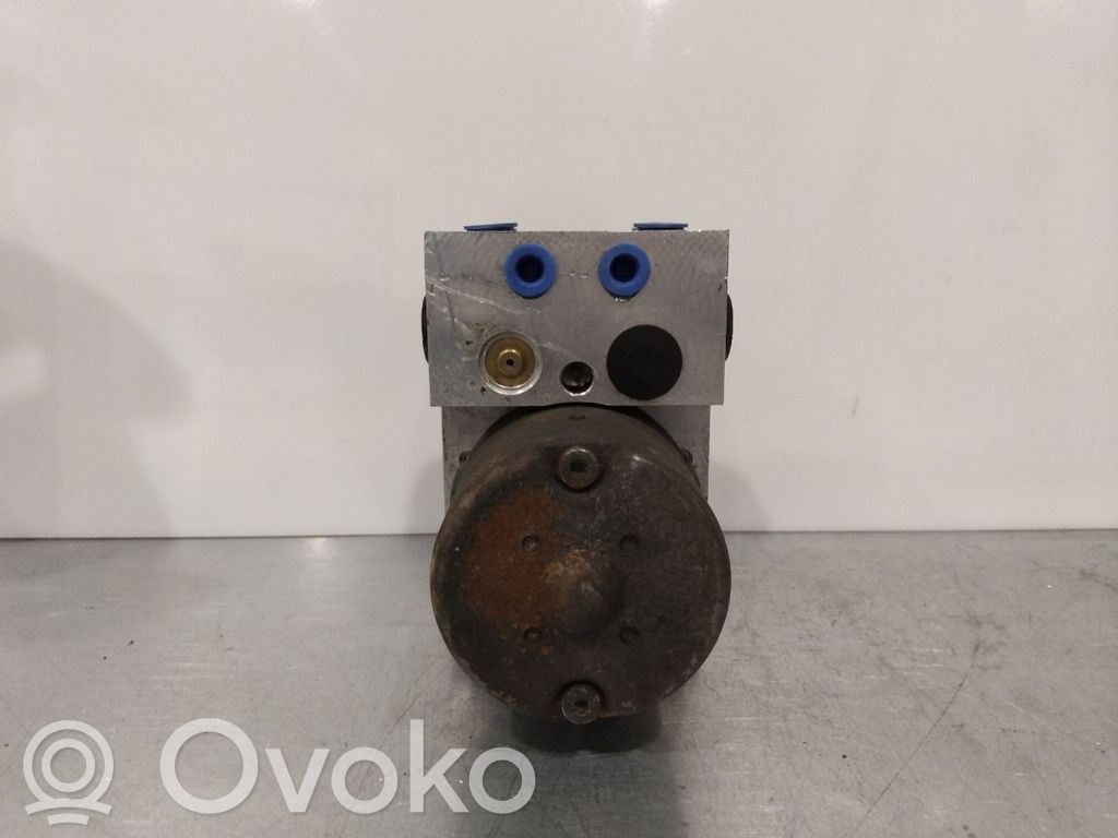 Audi A8 S8 D2 4D Bomba de ABS 