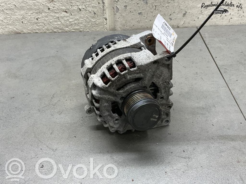 Mercedes-Benz A W176 Generator/alternator 