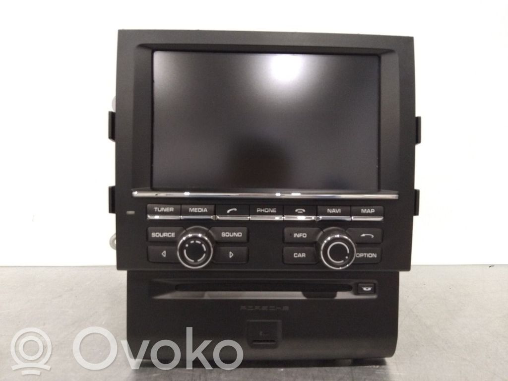 Porsche Macan (95B) Panel / Radioodtwarzacz CD/DVD/GPS 