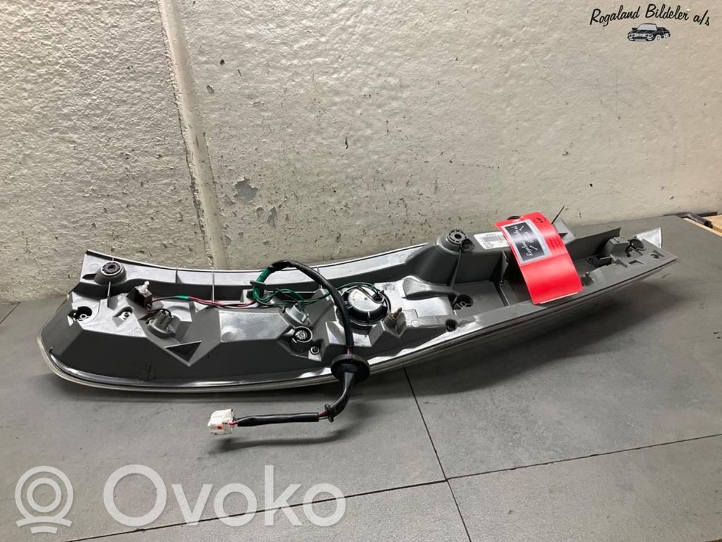 Nissan Leaf I (ZE0) Lampa tylna 