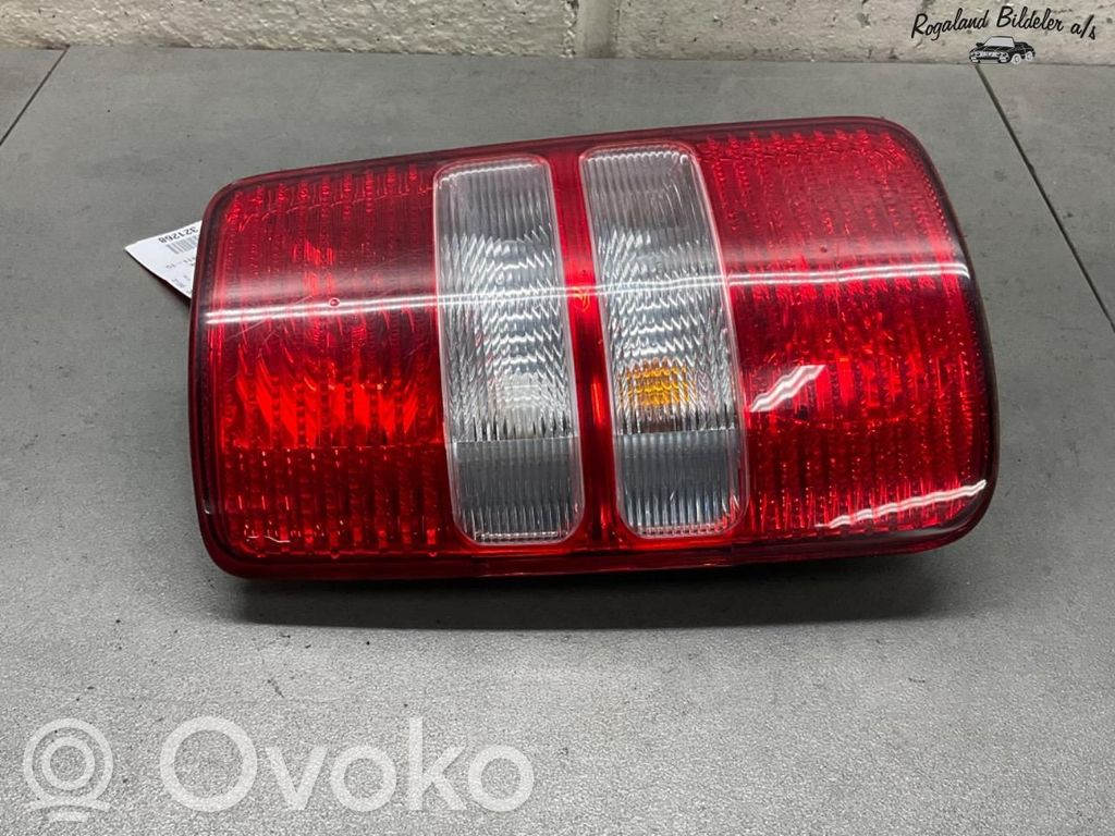 Volkswagen Caddy Lampă spate în caroserie 
