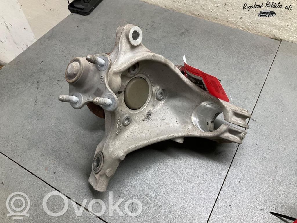 Volkswagen ID.4 Fuso a snodo con mozzo ruota anteriore 