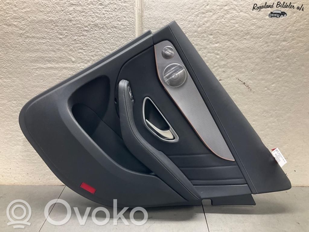Mercedes-Benz EQC Rivestimento del pannello della portiera anteriore 