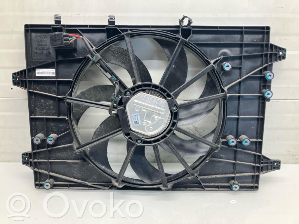 Volvo EX30 Ventilatore di raffreddamento elettrico del radiatore 