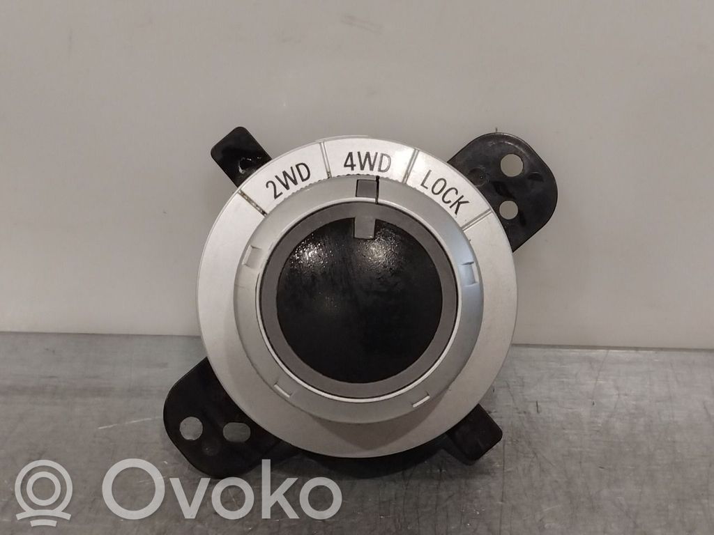 Mitsubishi Outlander Other switches/knobs/shifts 