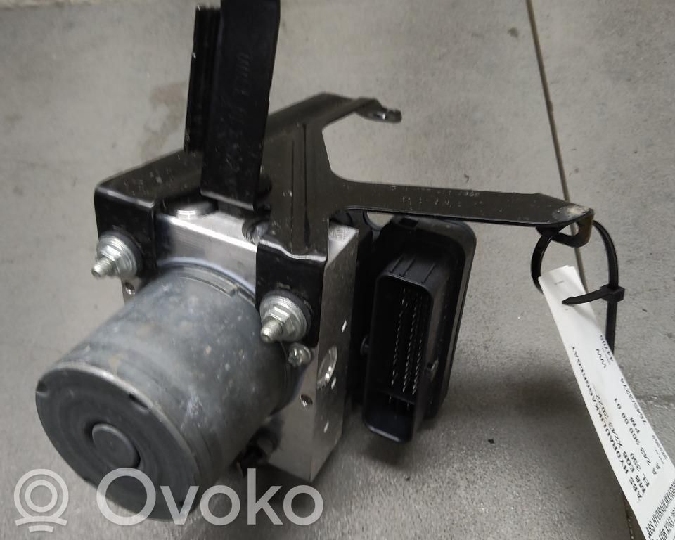 Mercedes-Benz EQB ABS-pumppu 