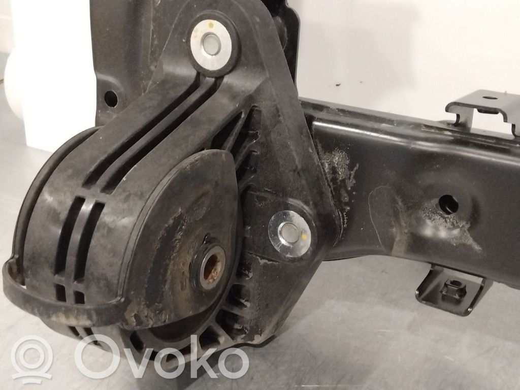 Hyundai Ioniq Engine mount bracket 