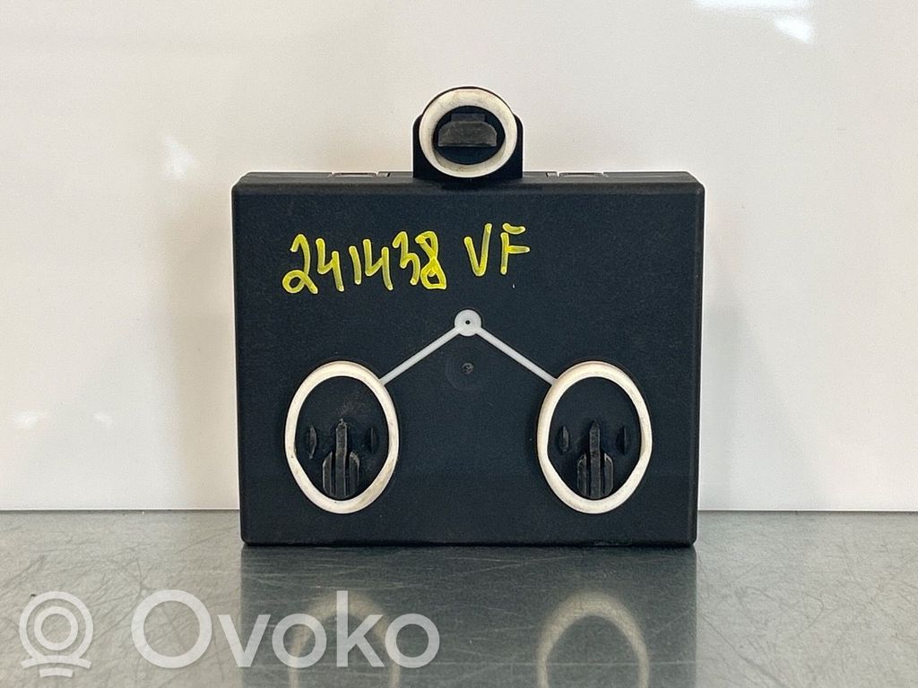 Audi A4 S4 B8 8K Centralina/modulo portiere 