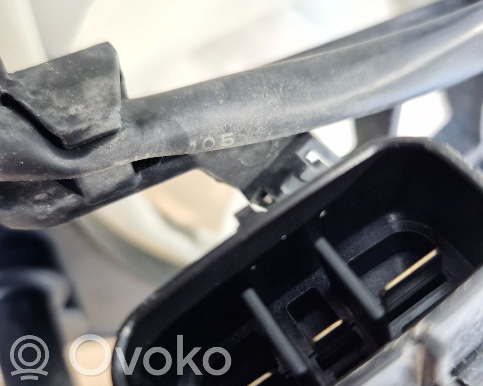 Mitsubishi Outlander Suport ventilator radiator 