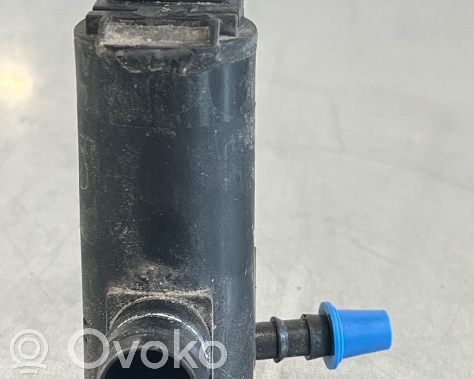 Mazda CX-5 Pumpe Scheibenwaschanlage 