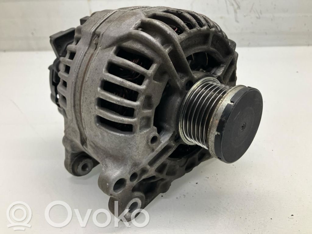 Volkswagen Golf VI Generator/alternator 
