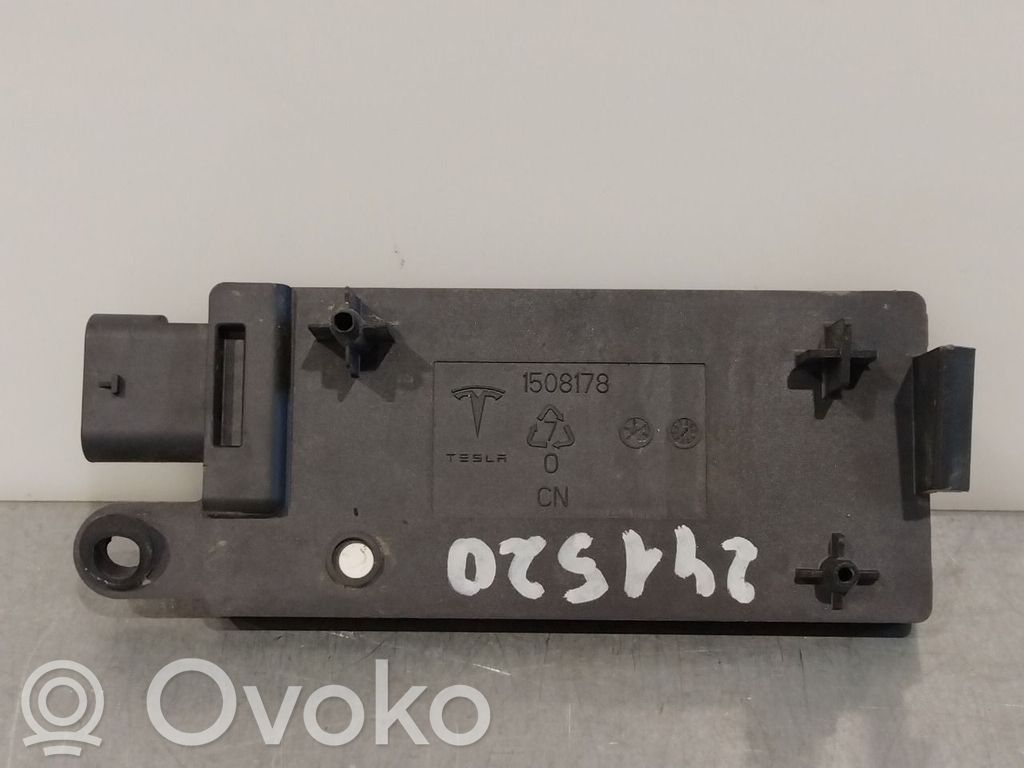 Tesla Model Y Bluetooth control unit module 