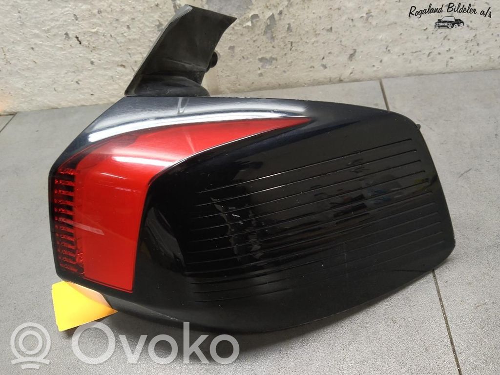 Peugeot 5008 II Lampă spate în caroserie