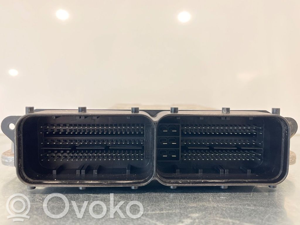 Volkswagen PASSAT B8 Engine control unit/module ECU 