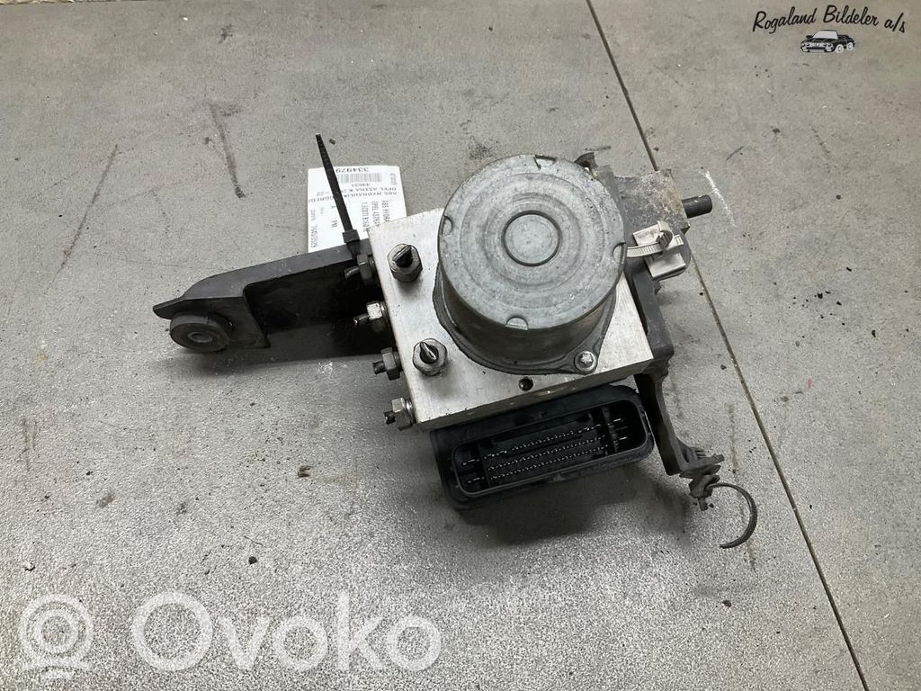 Opel Astra K ABS-pumppu 