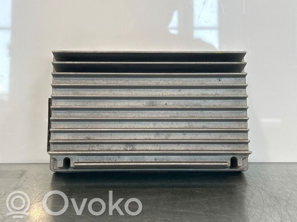 BMW 3 E90 E91 Skaņas pastiprinātājs 