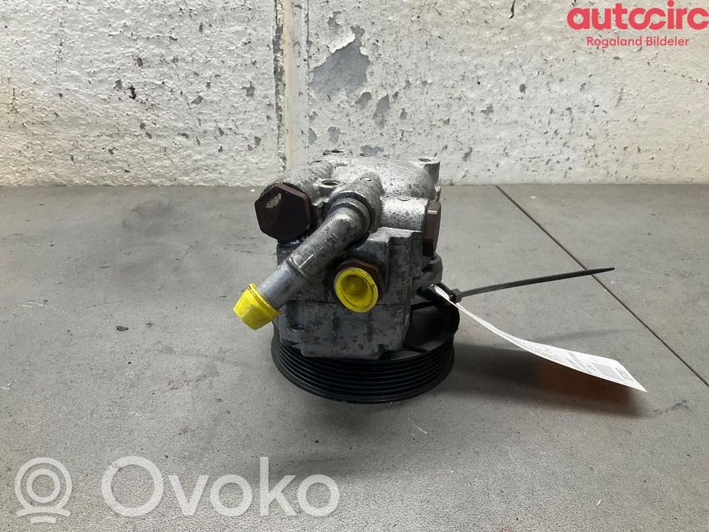 BMW 5 E60 E61 Power steering pump 