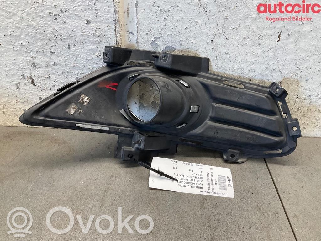 Ford Mondeo MK V Grilă ventilație/ramă laterală bord 